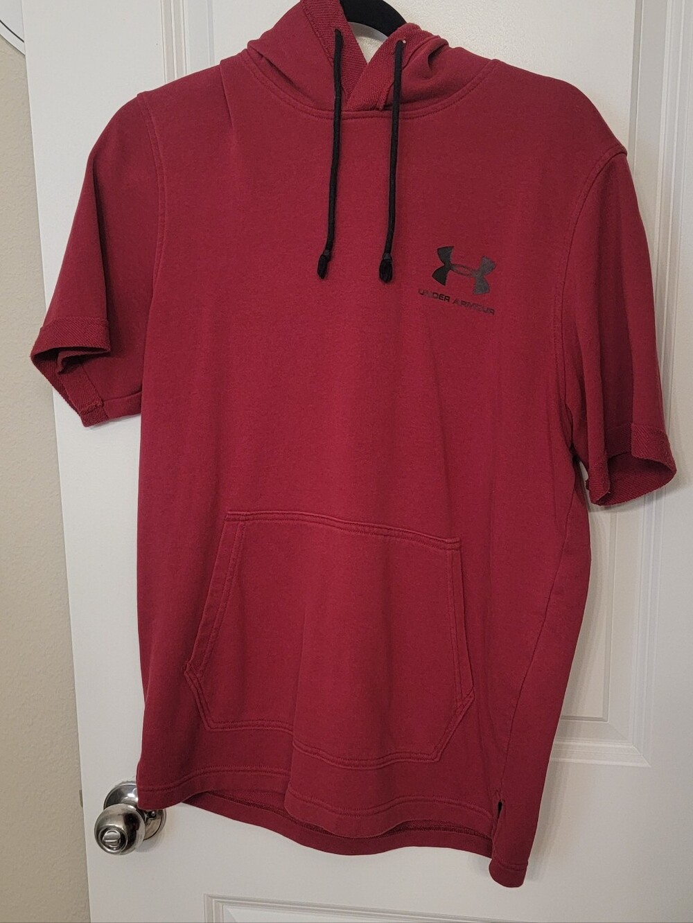 Under Armour Men's Short-Sleeve Hoodie in Burgundy